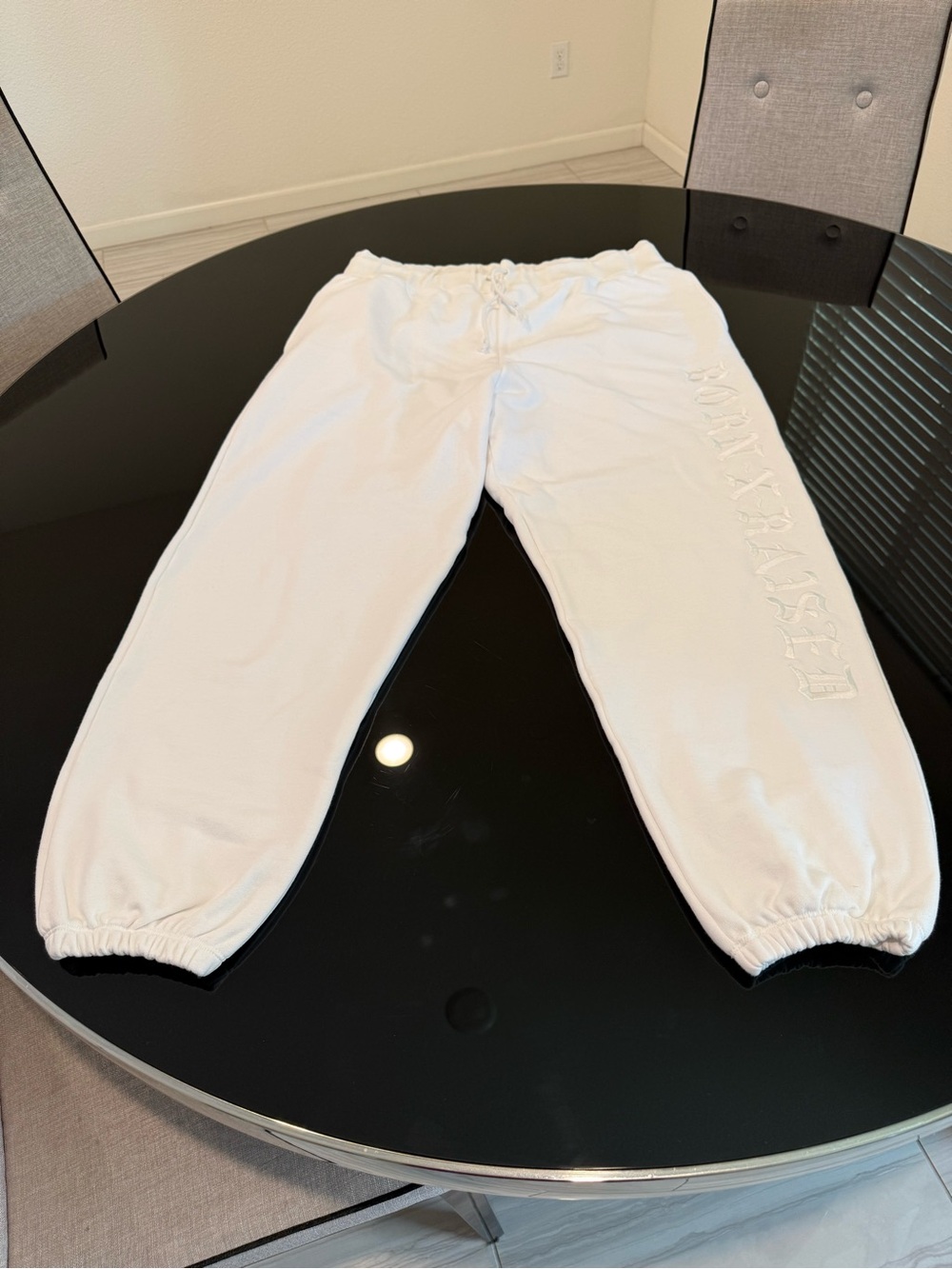 BORN X RAISED Men’s White Embroidered Sweatpants